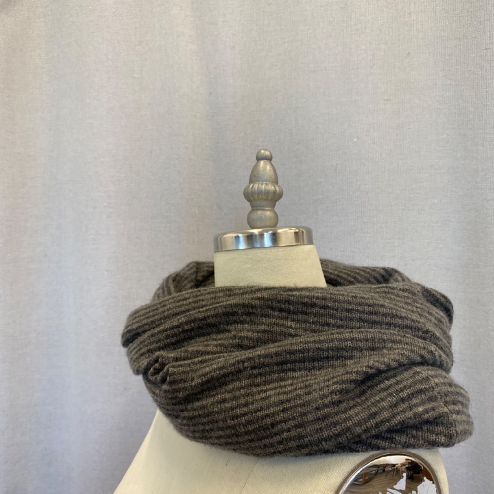 Accessories - Picture 2 of 5